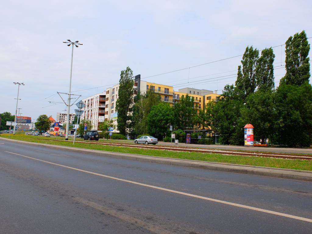 City Studio Wrocław Rum bild